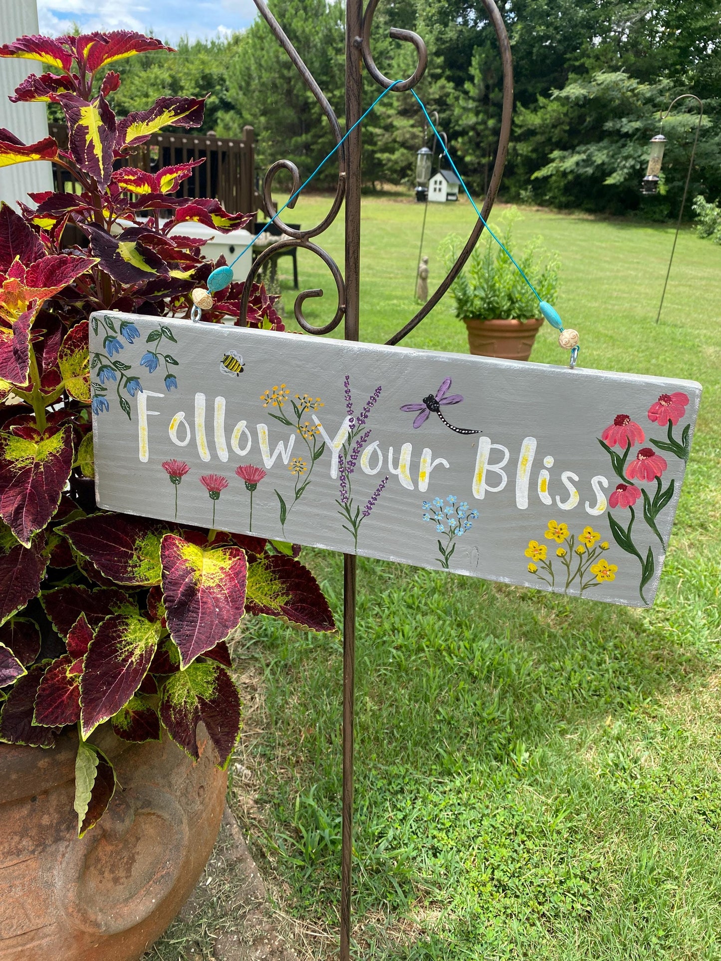 Custom Hand Painted Garden Sign: Personalized Wood Decor