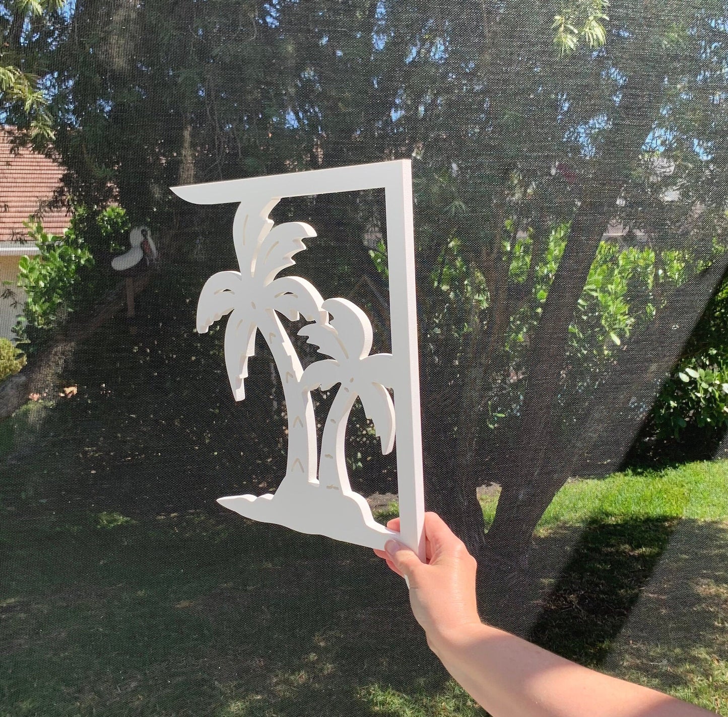 Palm Tree Mailbox Bracket - Coastal Outdoor Decor, 12x16 Inch