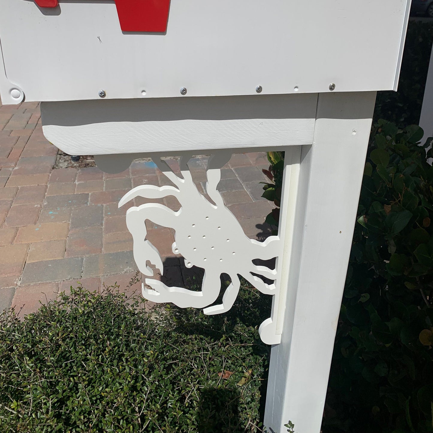 Crab Mailbox Bracket - Coastal Outdoor Decor, 12x16 inch