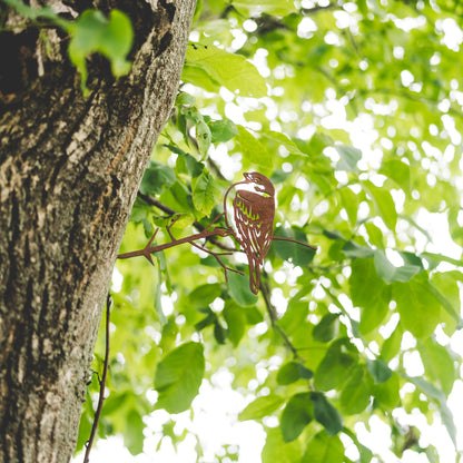 Sparrow Tree Stake | Bird Garden Stake | Rustic Garden Décor | Perfect Gift for Bird Lovers | Nature-Inspired Decor | Gift Idea for Her