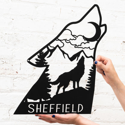 Custom Howling Wolf Head Metal Sign, Rustic Cabin Decor, Personalized Nature Scene Wall Art, Wildlife Lover Gift, Outdoor or Lodge Name Sign