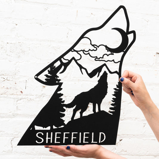 Custom Howling Wolf Head Metal Sign, Rustic Cabin Decor, Personalized Nature Scene Wall Art, Wildlife Lover Gift, Outdoor or Lodge Name Sign