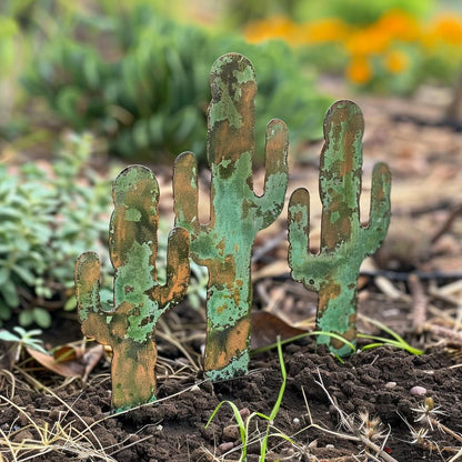 Rustic Saguaro Cactus Metal Wall Art, Southwestern Desert Decor for Patio